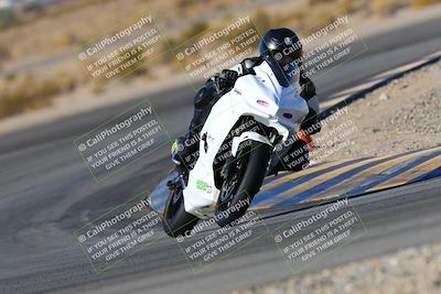 media/Jan-09-2022-SoCal Trackdays (Sun) [[2b1fec8404]]/Turn 11 (935am)/